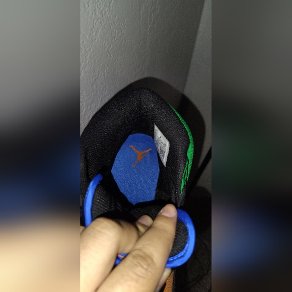 Women's air Jordan retro size 11 - Picture 5 of 12